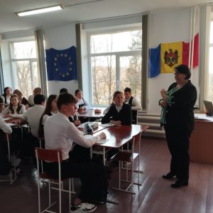Oră publică la disciplina Dezvoltare personală, desfășurată în clasa IX-a de către doamna Chetrari Valentina