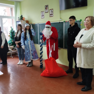 Activități educaționale cu prilejul sărbătorilor de Crăciun și Anul Nou